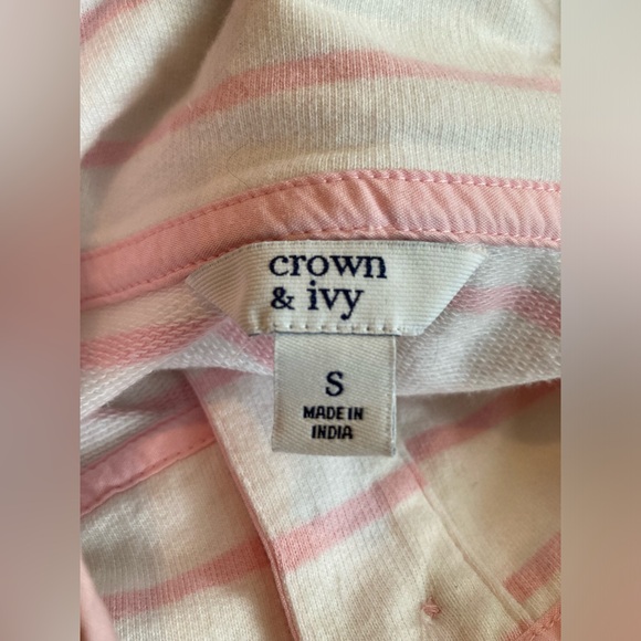 crown & ivy Striped mock neck Pullover Sweatshirt. Size Small. - Picture 4 of 14